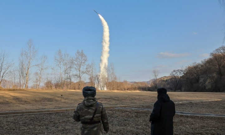 朝中社：朝鮮試射戰(zhàn)略巡航導(dǎo)彈 金正恩觀看試射